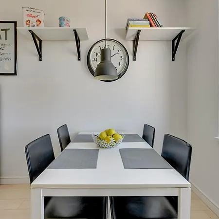 Downtown Angielska Grobla Street Апартаменты Гданьск