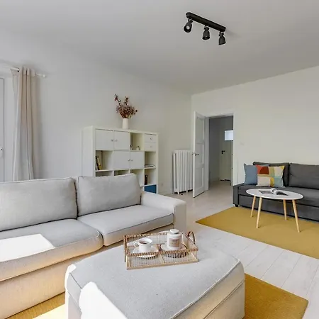 Downtown Angielska Grobla Street